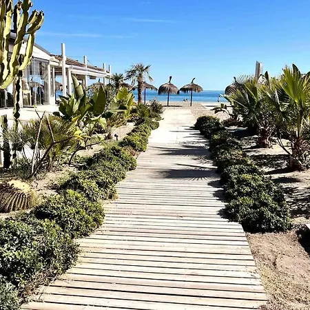 Apartamento Equipado Bajondillo Playa-piscina 2hab *